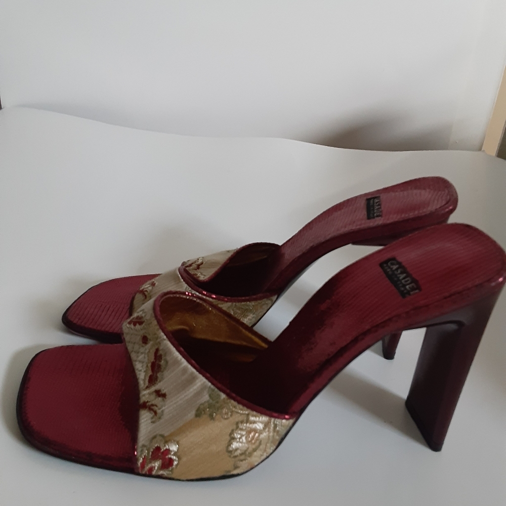Casadei metallic embroidered sandals 6B - Picture 7 of 14